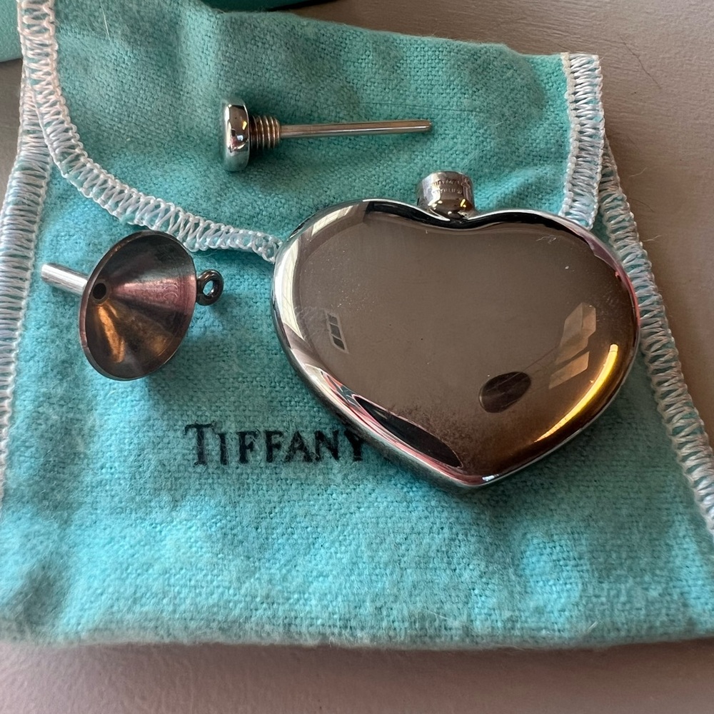 Authentic Vintage Tiffany & Co Sterling Silver .925 Heart-Shaped perfume holder